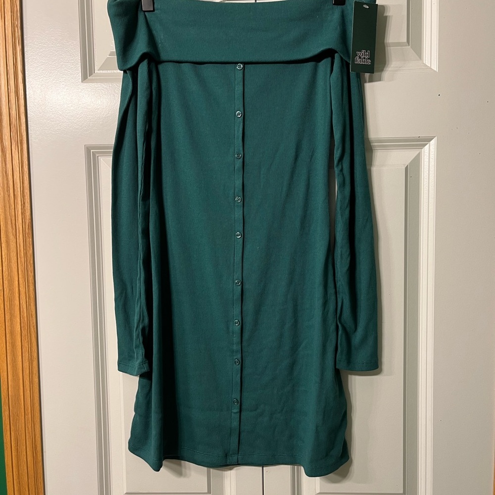 Women’s Green Off-Shoulder Dress Size XS - Wild Fable Long Sleeve mini dress NWT